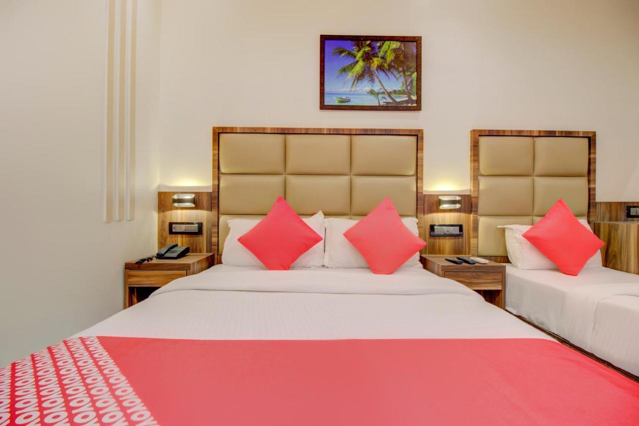 Oyo 76180 Hotel Meriton Bombay Eksteriør billede