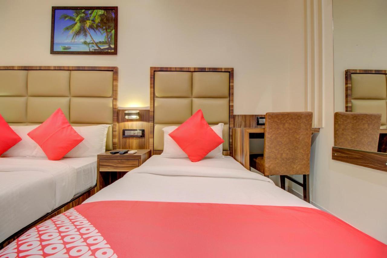 Oyo 76180 Hotel Meriton Bombay Eksteriør billede